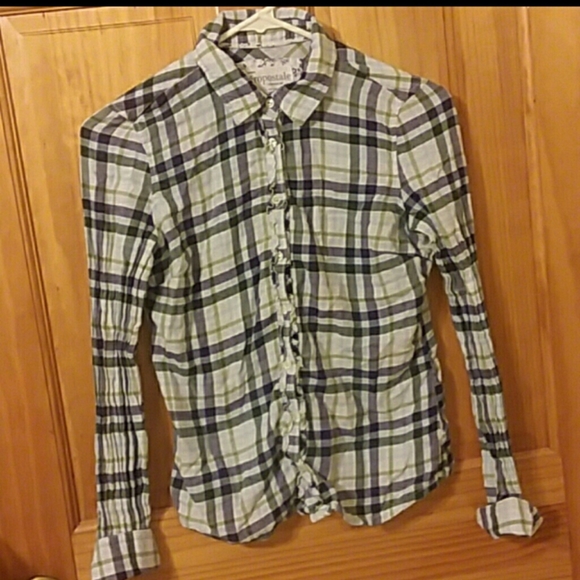 Aeropostale Tops - Aeropostale Button up that is plaid worn a handful of times